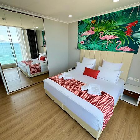 Hotel Britania Vlorë Esterno foto