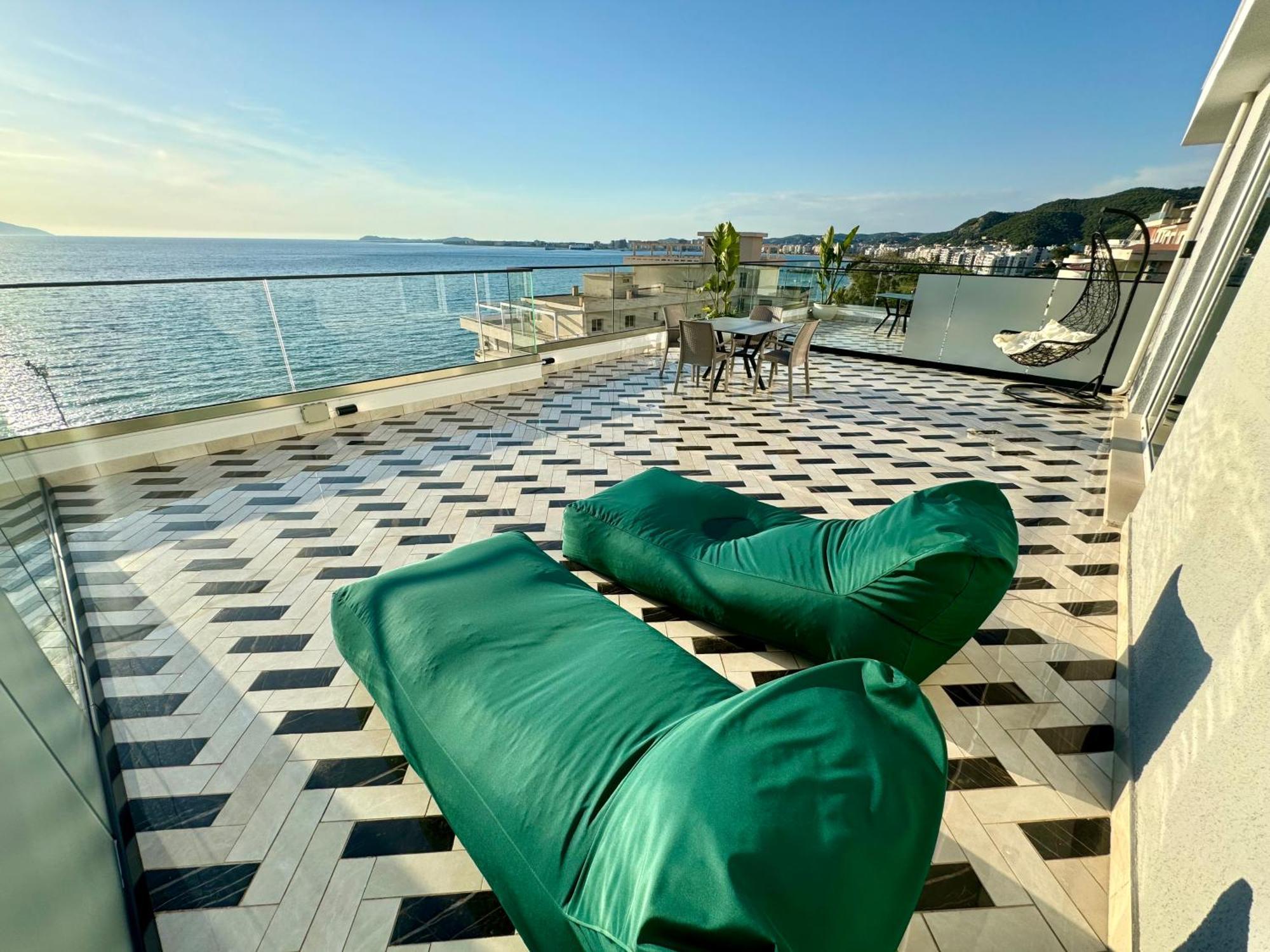 Hotel Britania Vlorë Esterno foto