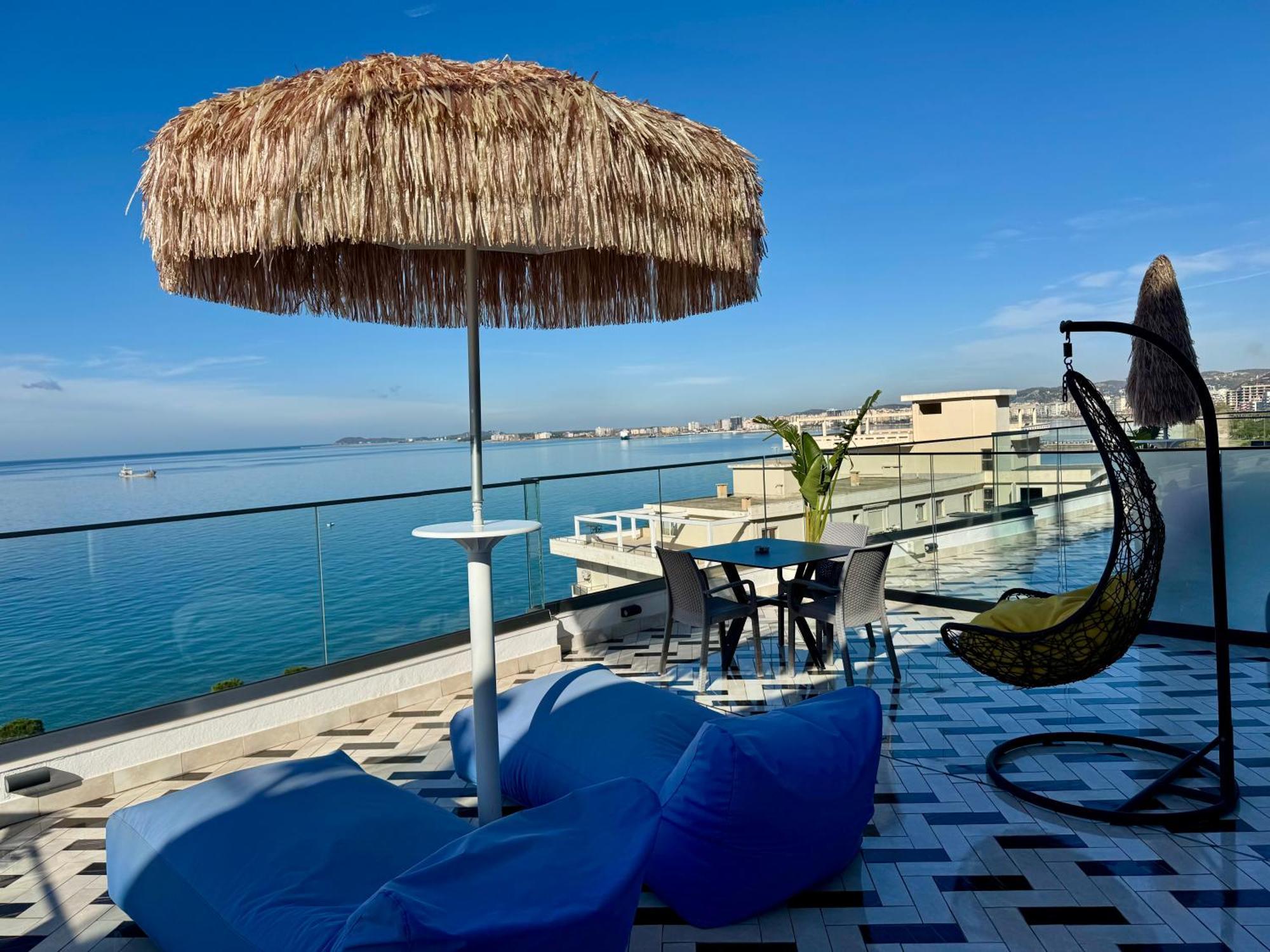 Hotel Britania Vlorë Esterno foto
